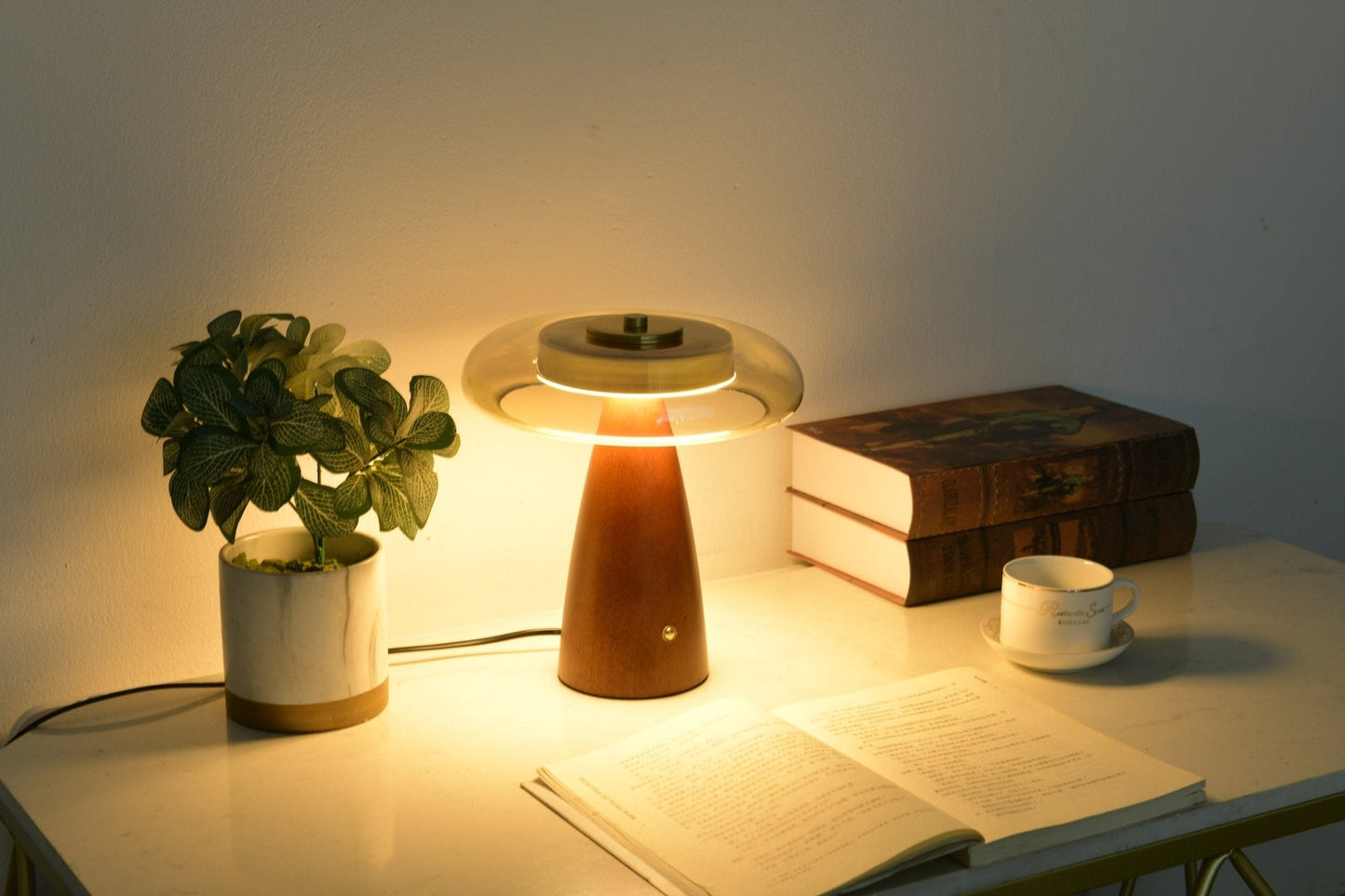 Belluno Table Lamp