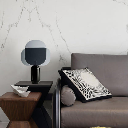 Bery Table Lamp