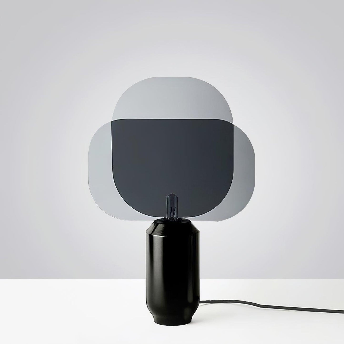 Bery Table Lamp