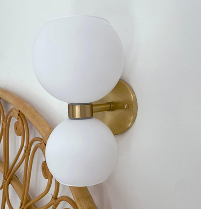 Round Pearl Bracket light Sconce