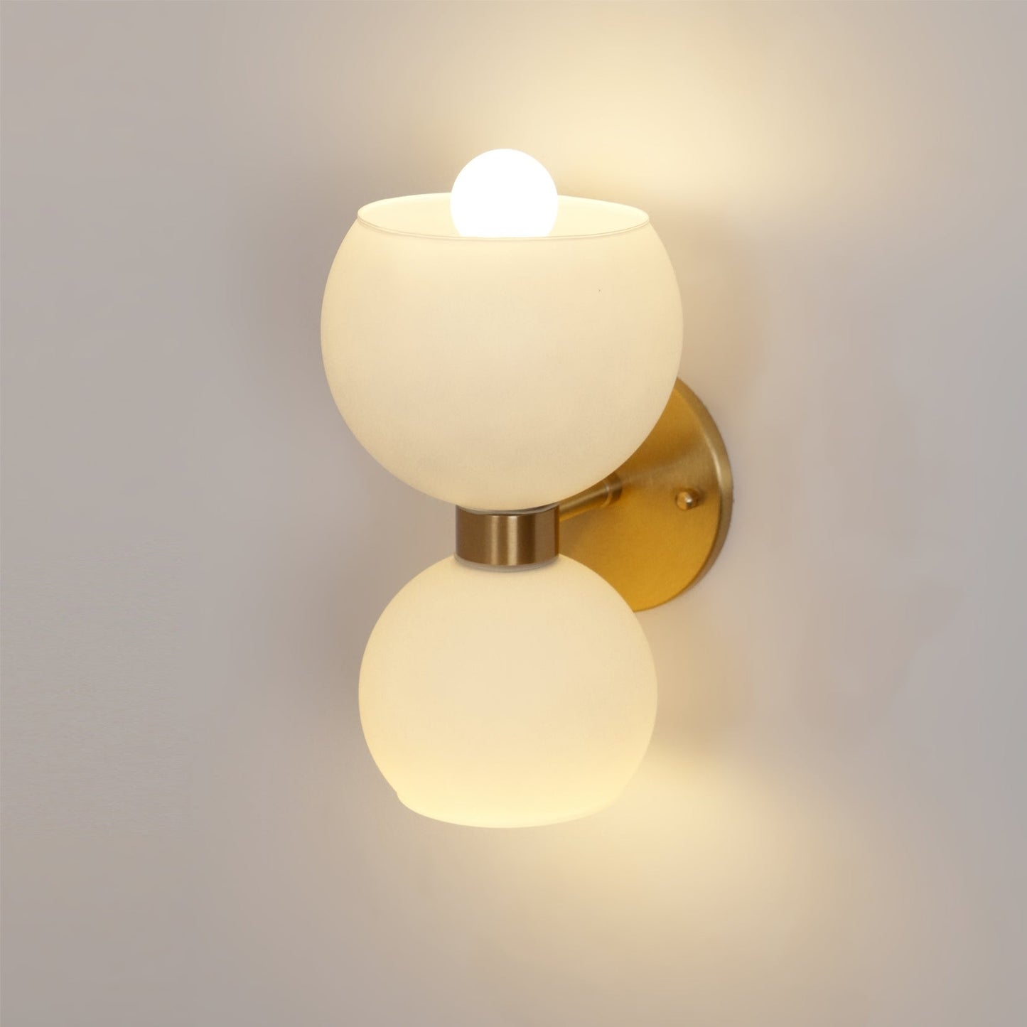 Round Pearl Bracket light Sconce