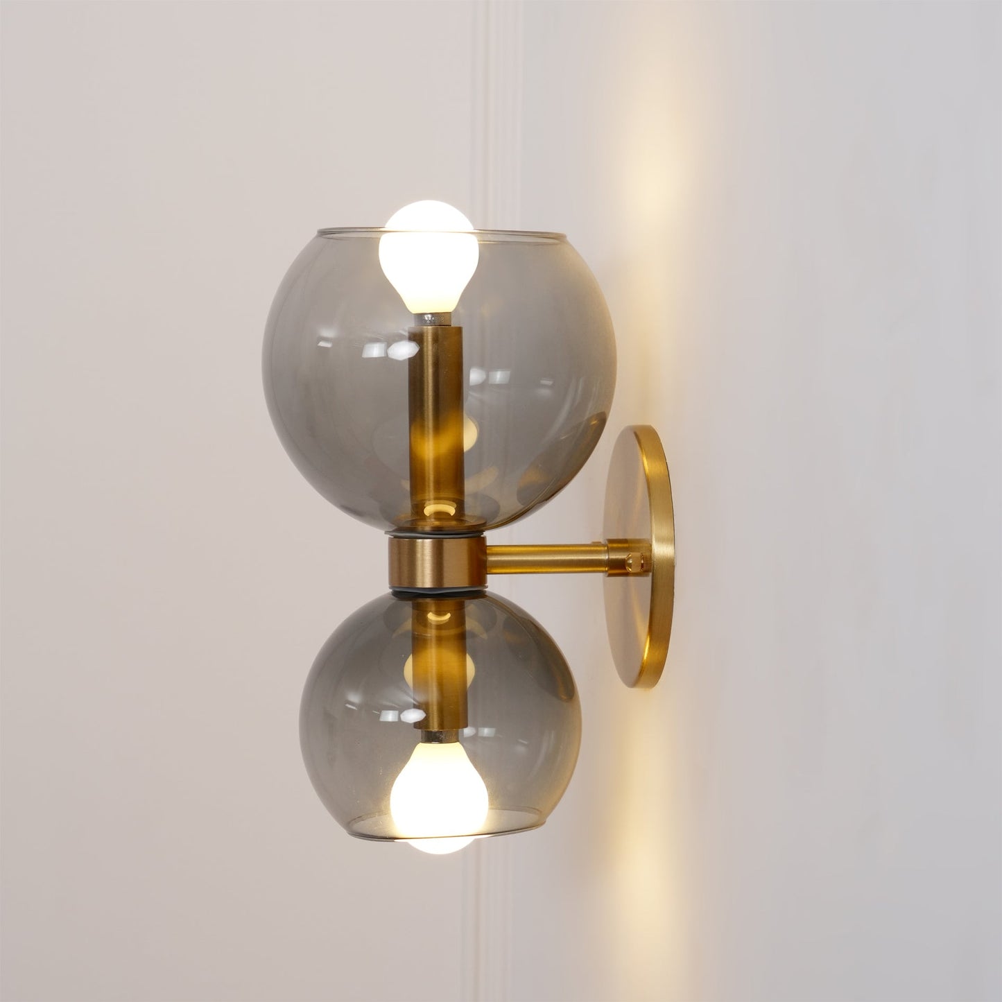 Round Pearl Bracket light Sconce