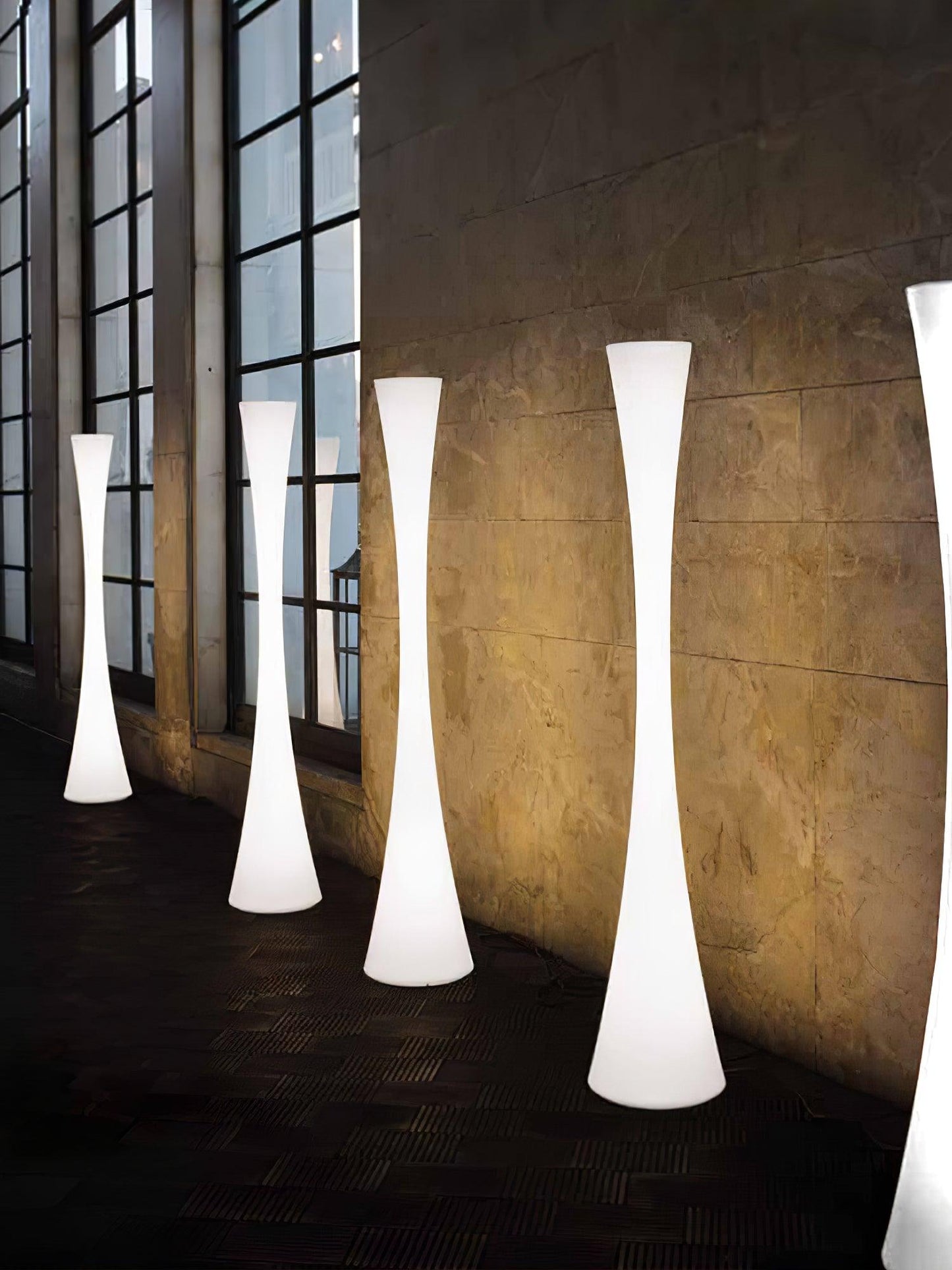 Biconica Pol Floor Lamp