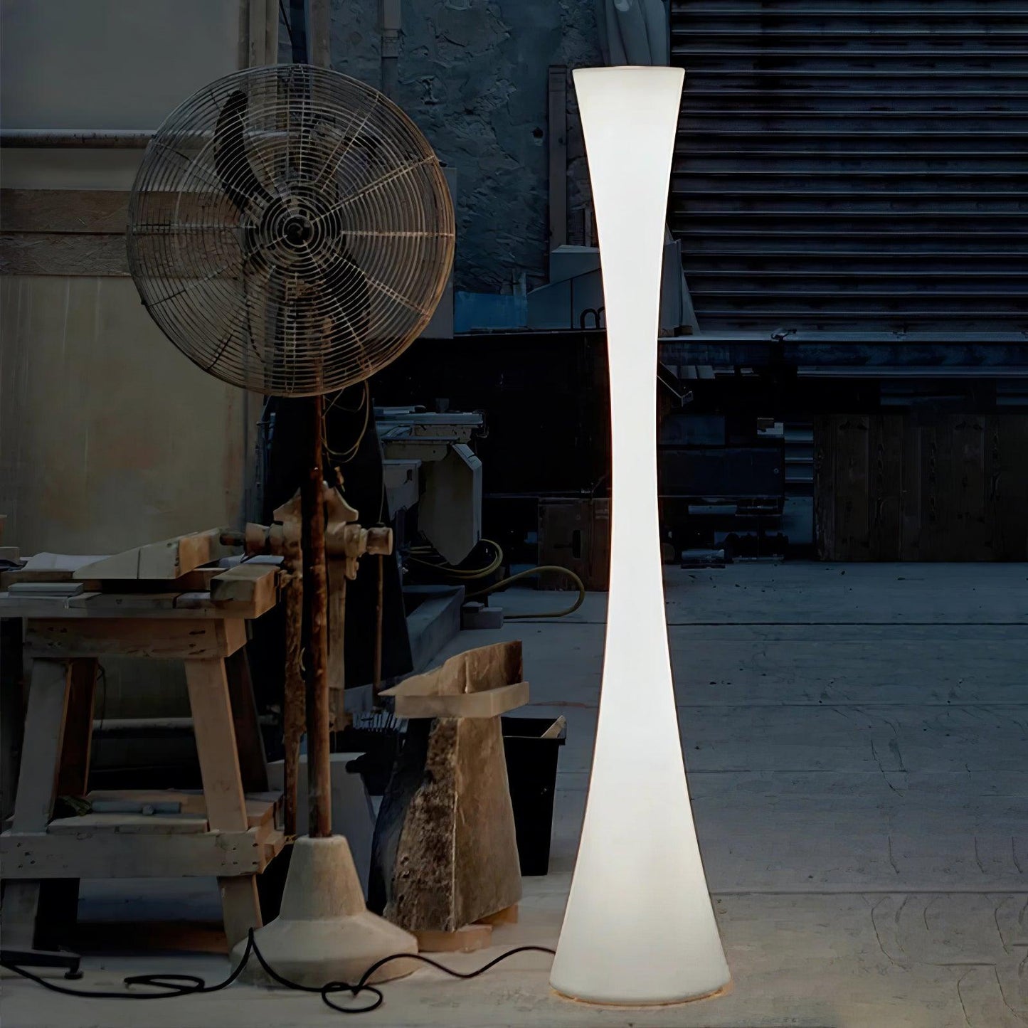 Biconica Pol Floor Lamp