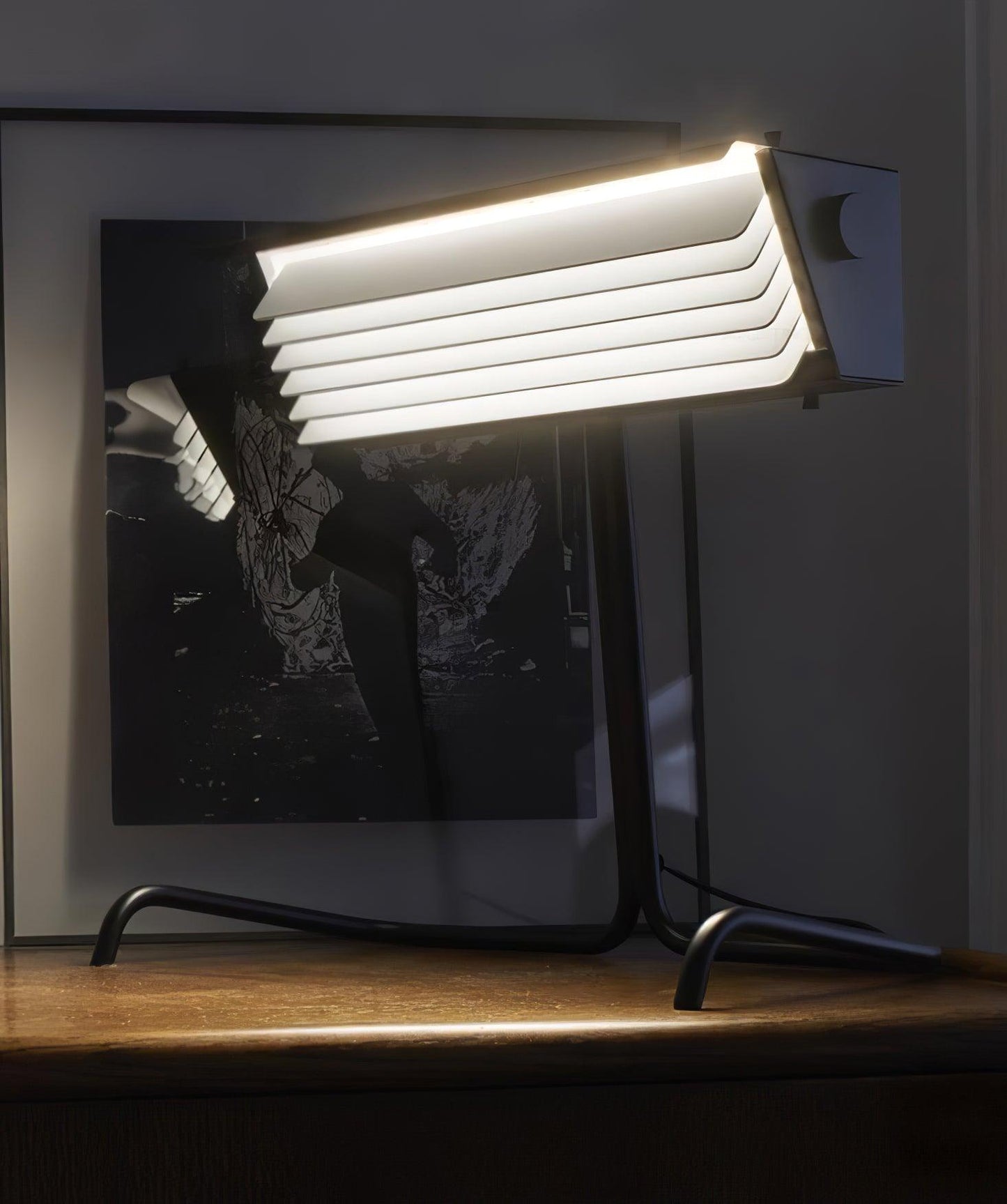 Biny Table Lamp