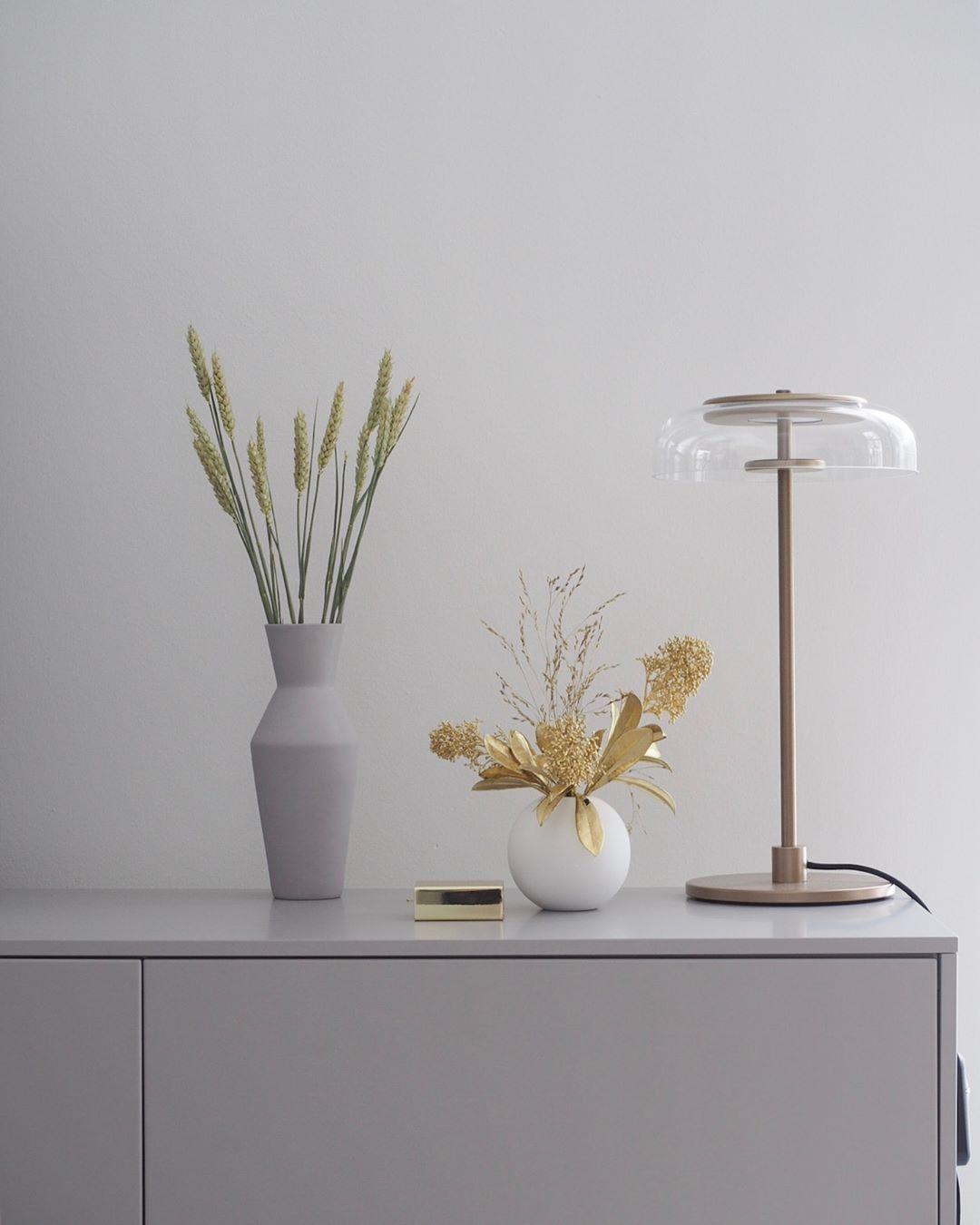 Solara Bedside lamp Table Lamp