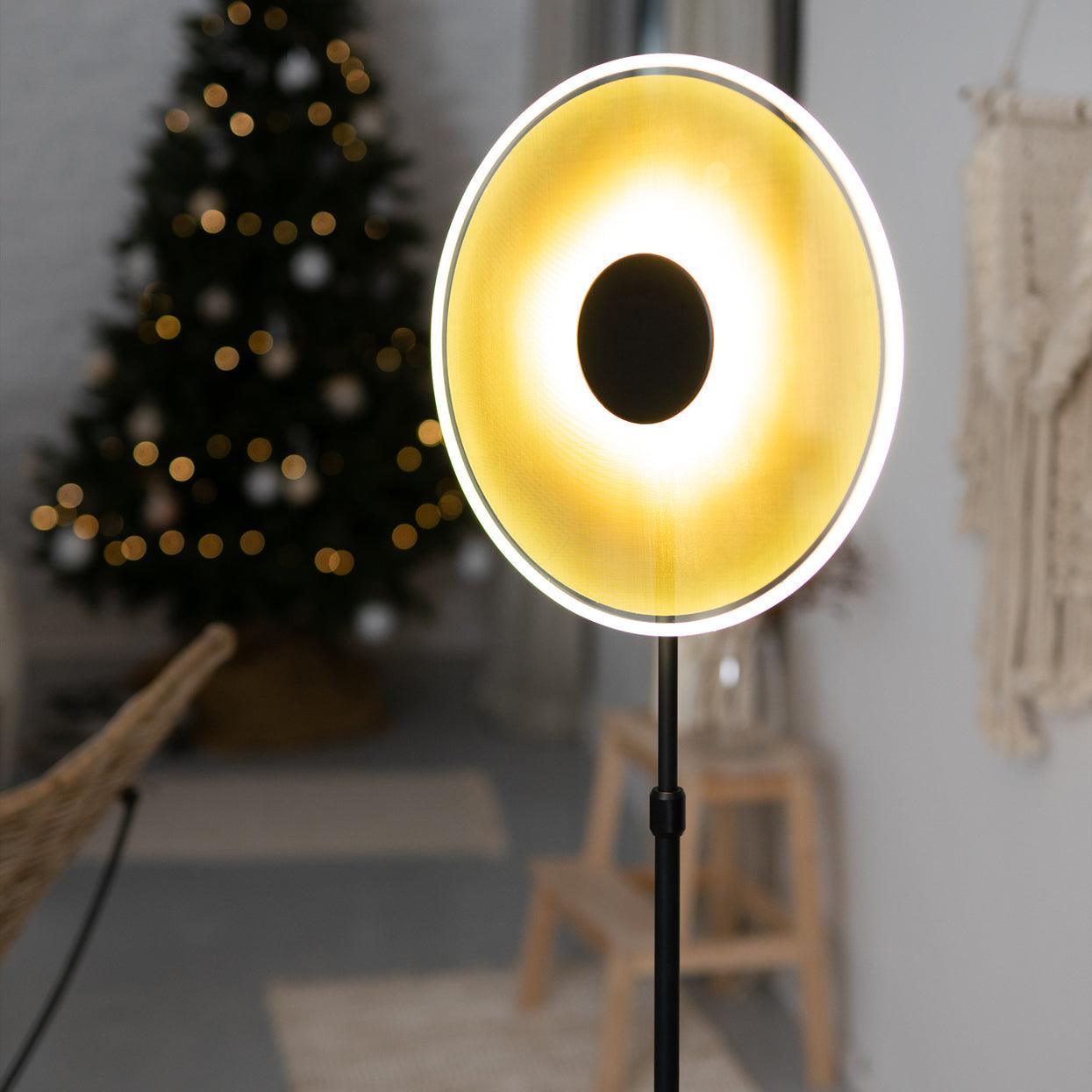 Luxora Floor Lamp