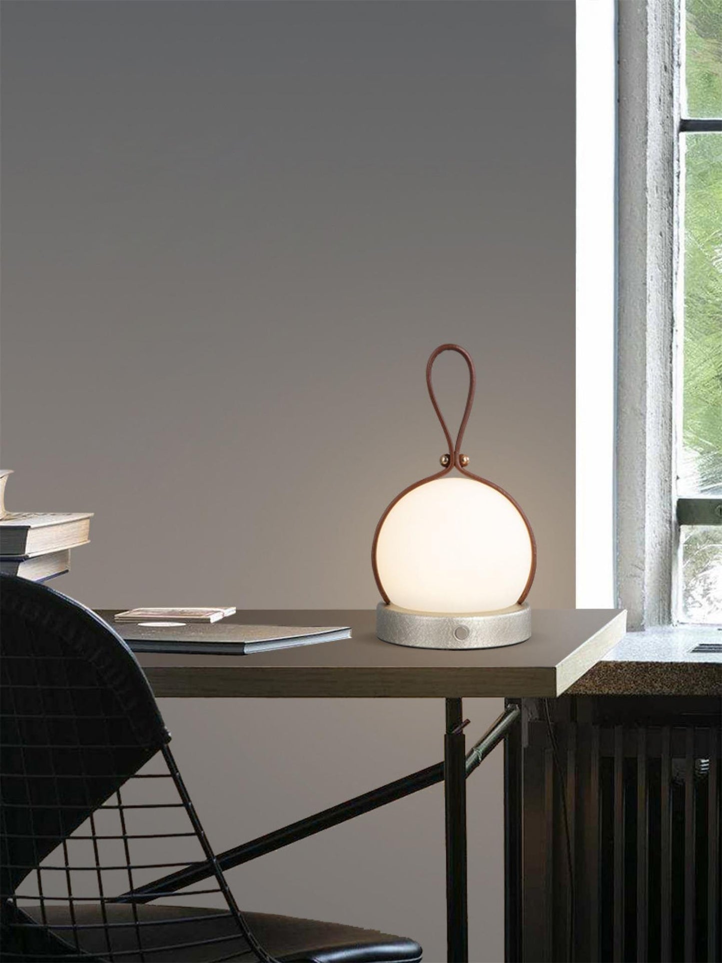 Bola Lantern Built-in Battery Table Lamp