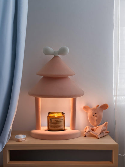 Bow Tie Cone Table Lamp