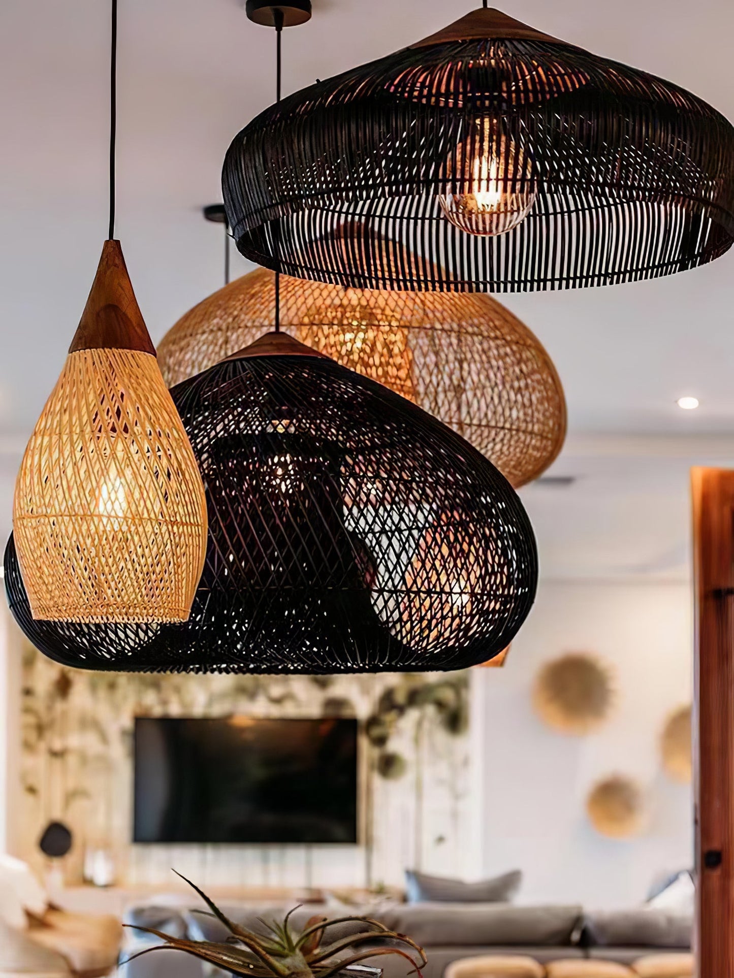 Braided Rattan Pendant Lamp