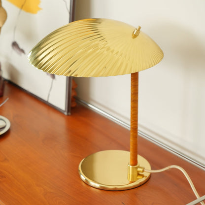 Brass Shell Table Lamp