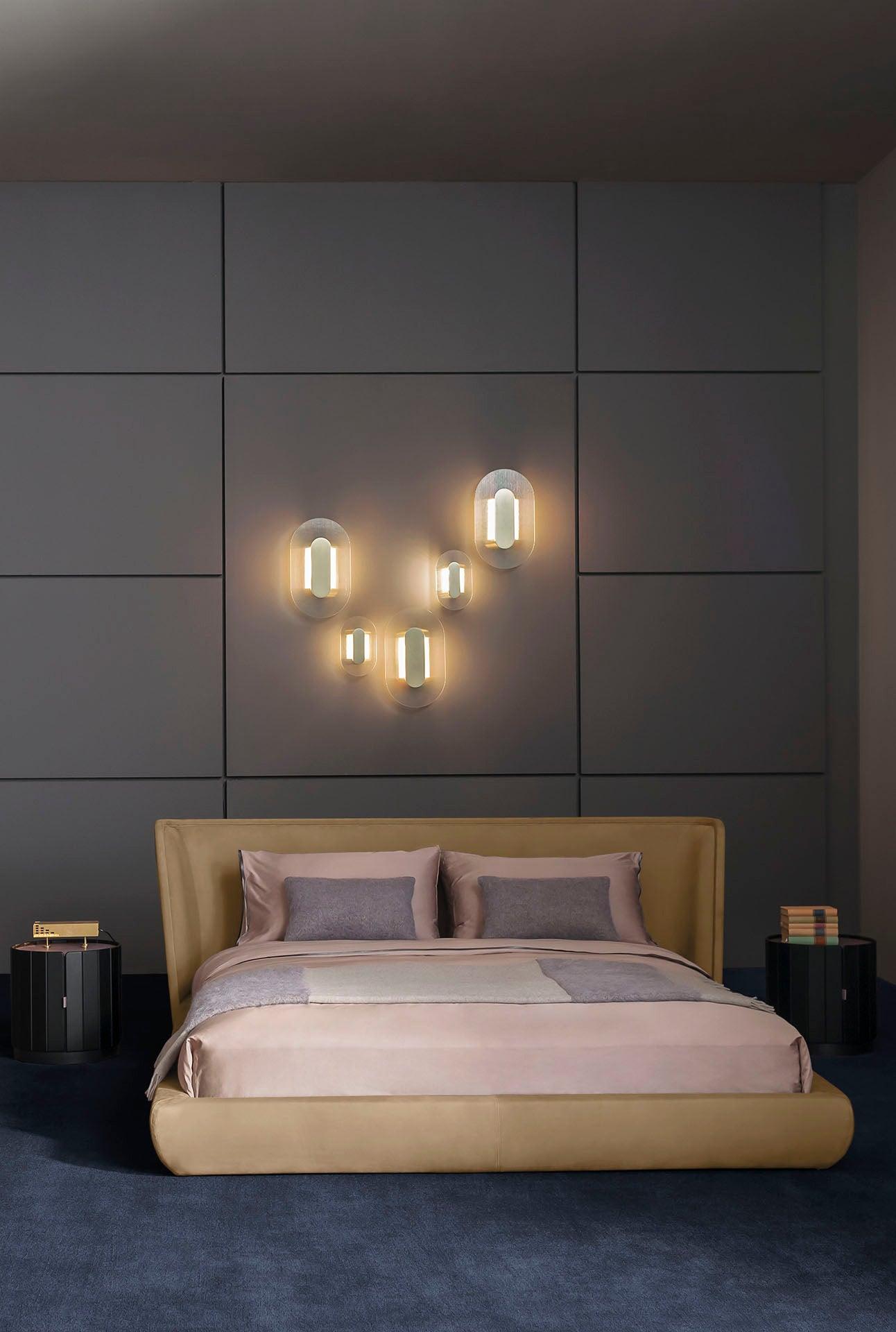 Button Wall Lamp