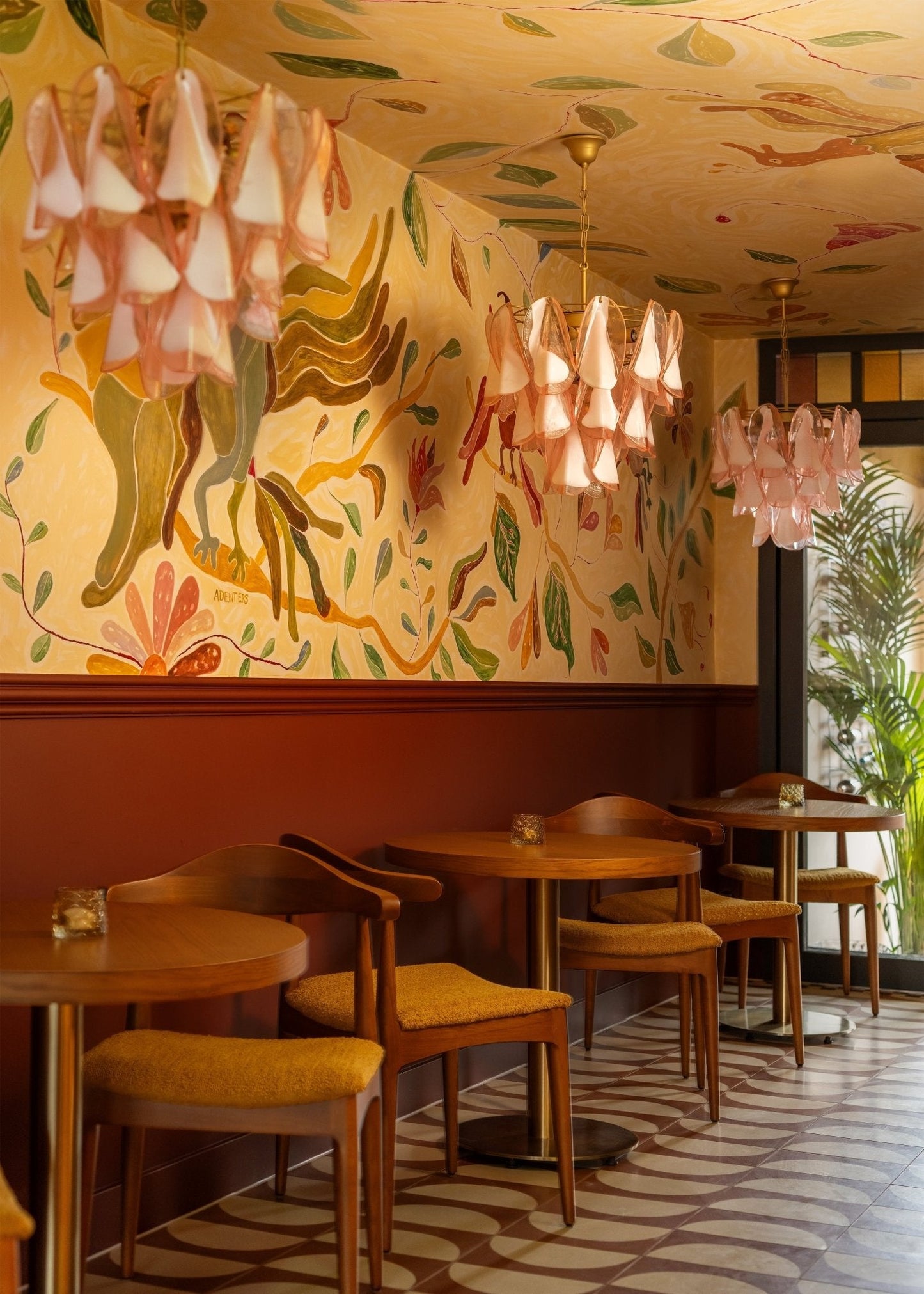 Caia Chandelier