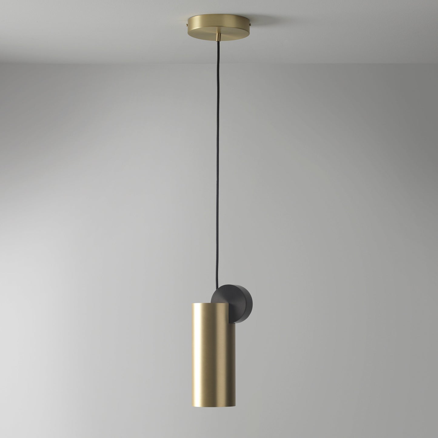 Cale Pendant Collection