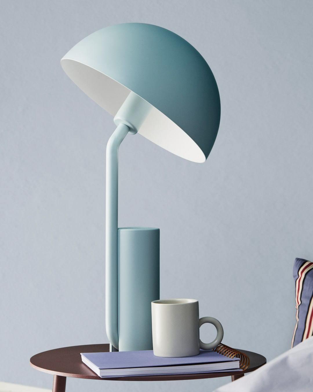 Cap Table Lamp