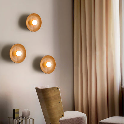 Centric Wall Lamp