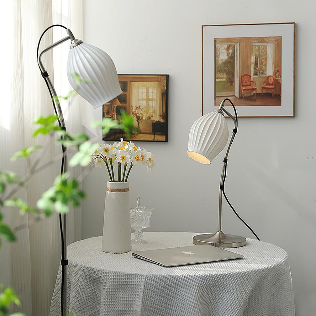 Ceramic Ribbed Table Lamp