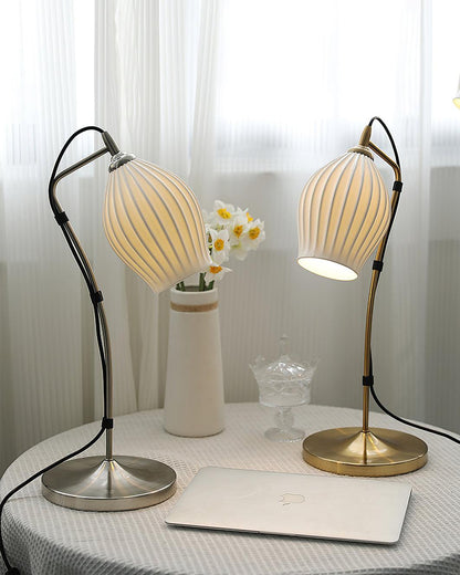 Ceramic Ribbed Table Lamp