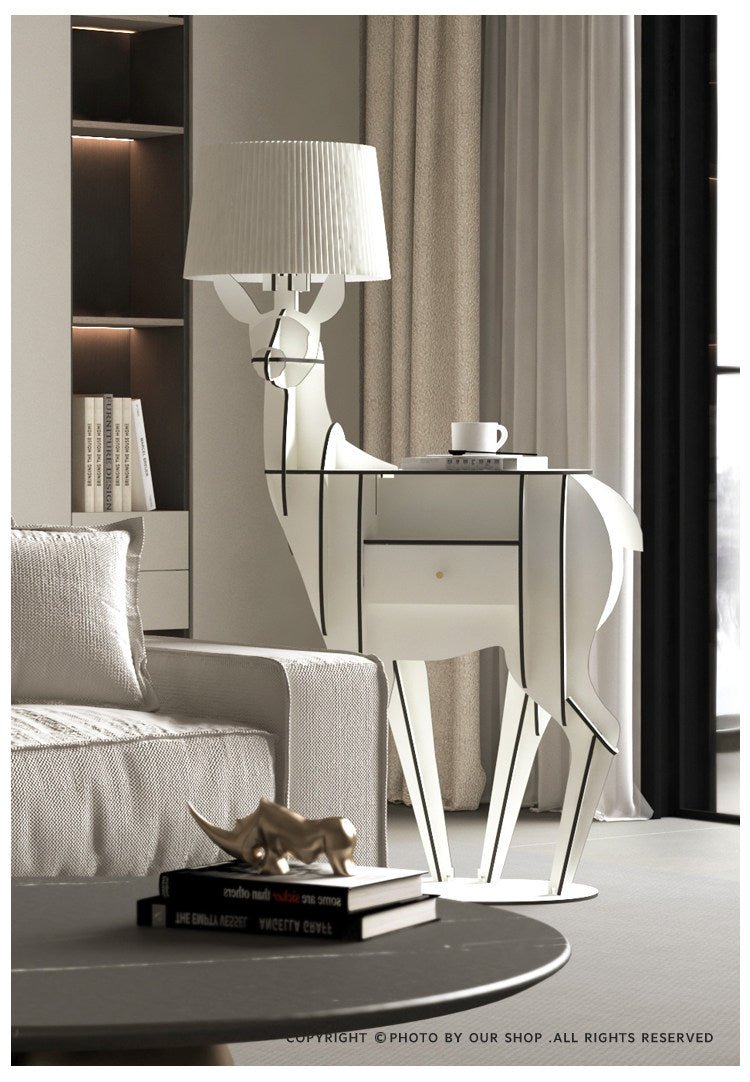 Cervus Deep Floor Lamp