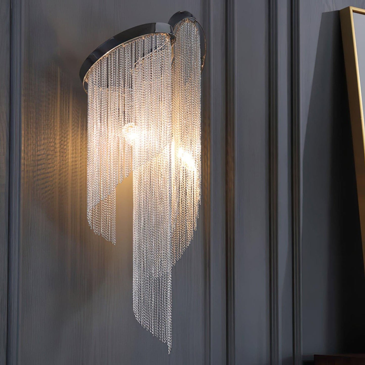 Chain Tassel Wall Lamp