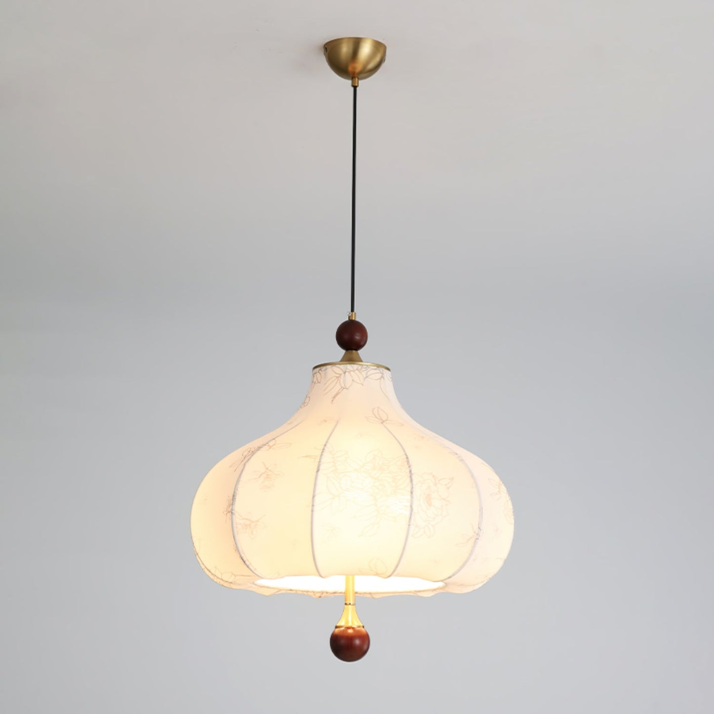 Chestnut Bloom Pendant Lamp