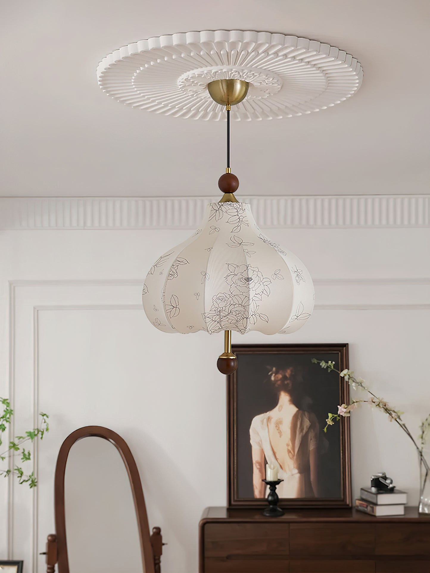 Chestnut Bloom Pendant Lamp