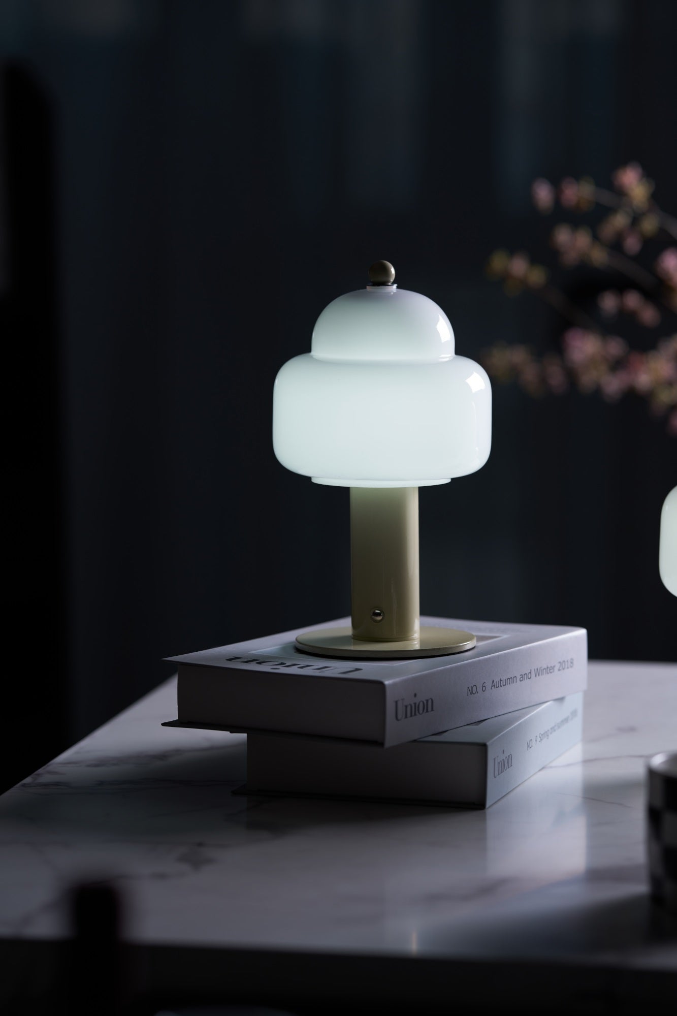 Cloud Dome Table Lamp
