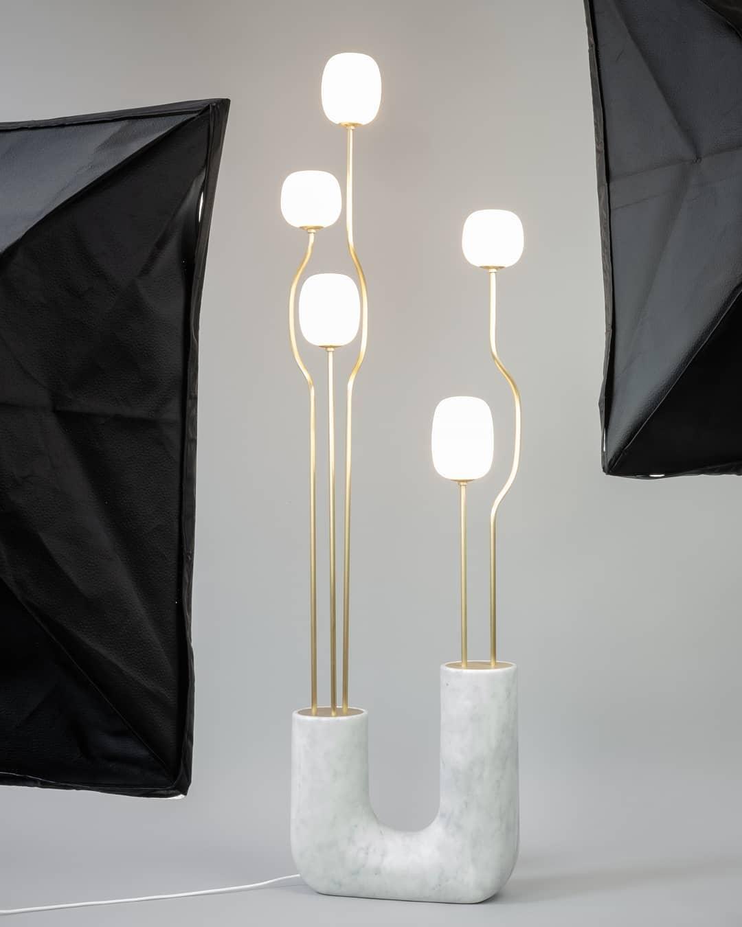 Comet Floor Lamp