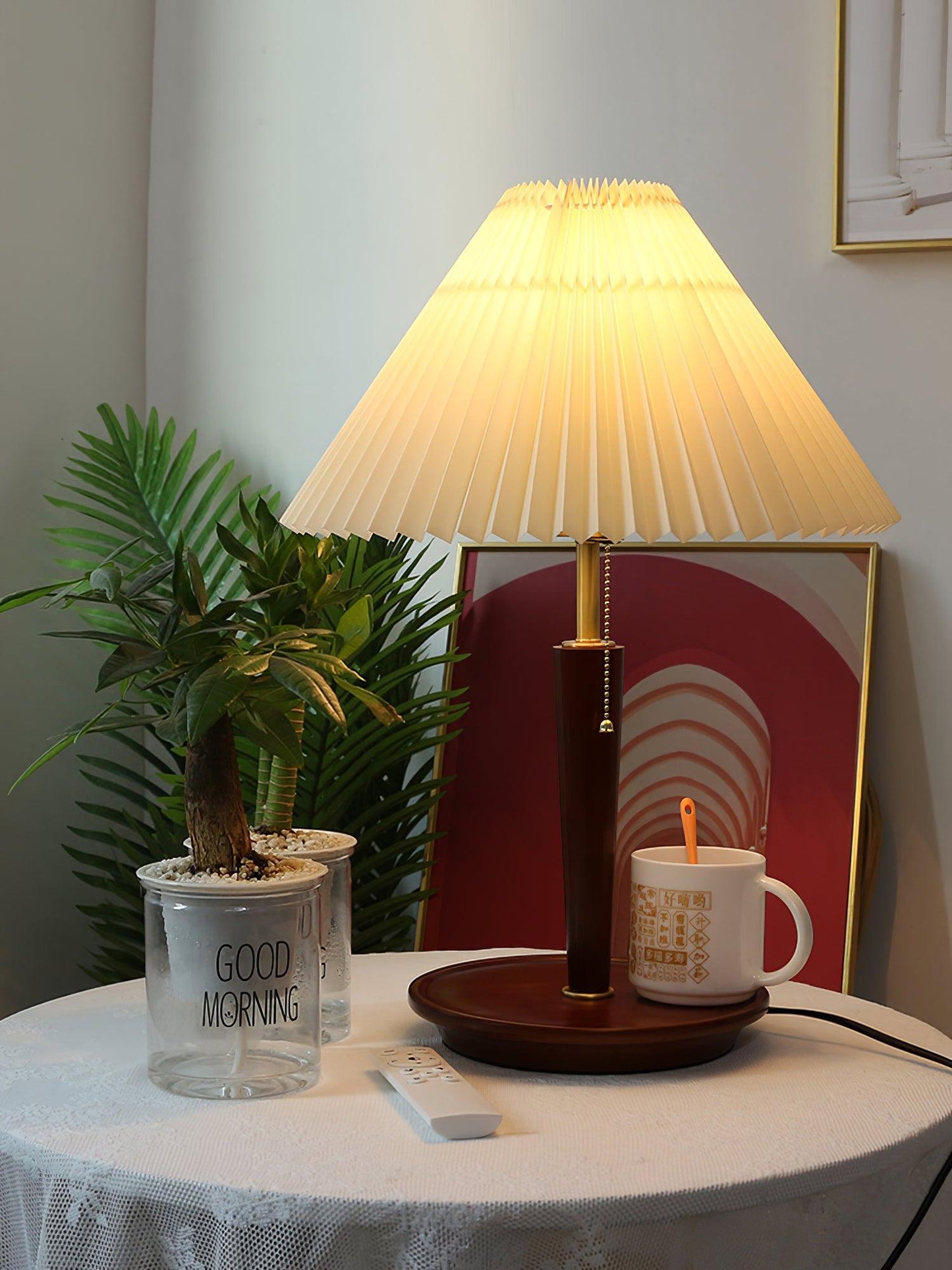 Cone Pleated Fabric Table Lamp