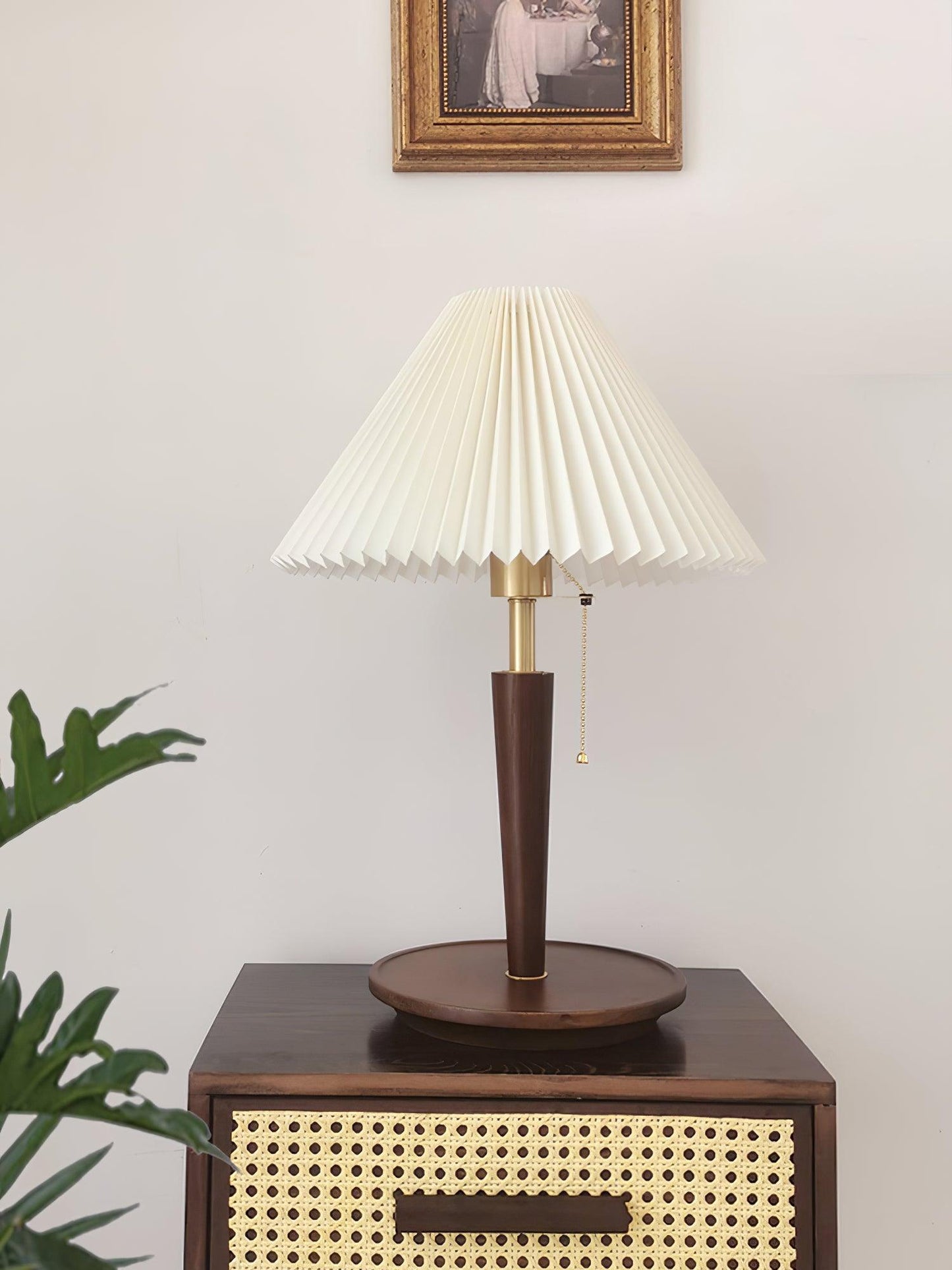 Cone Pleated Fabric Table Lamp