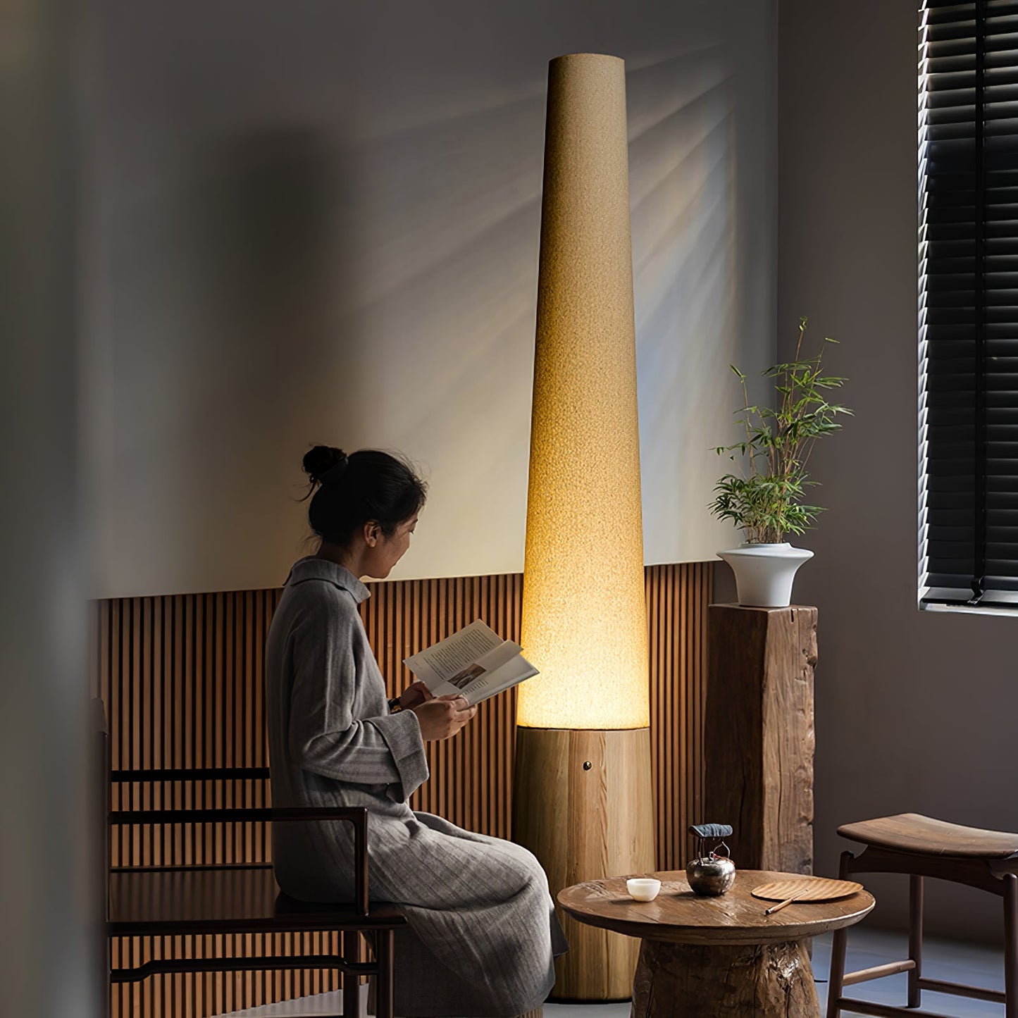 Cone Wooden Floor Lamp