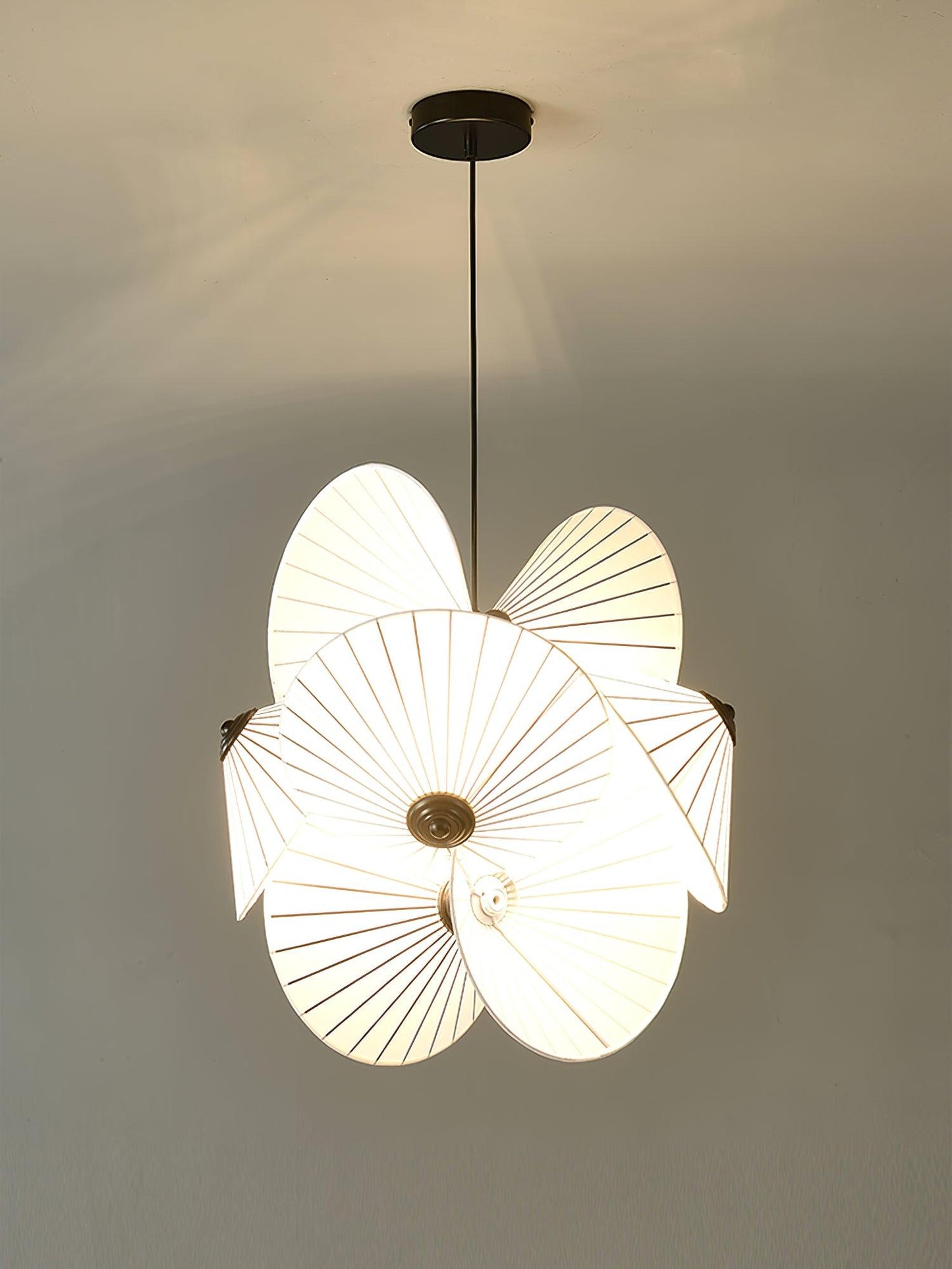 Cory Scalloped Pendant Light