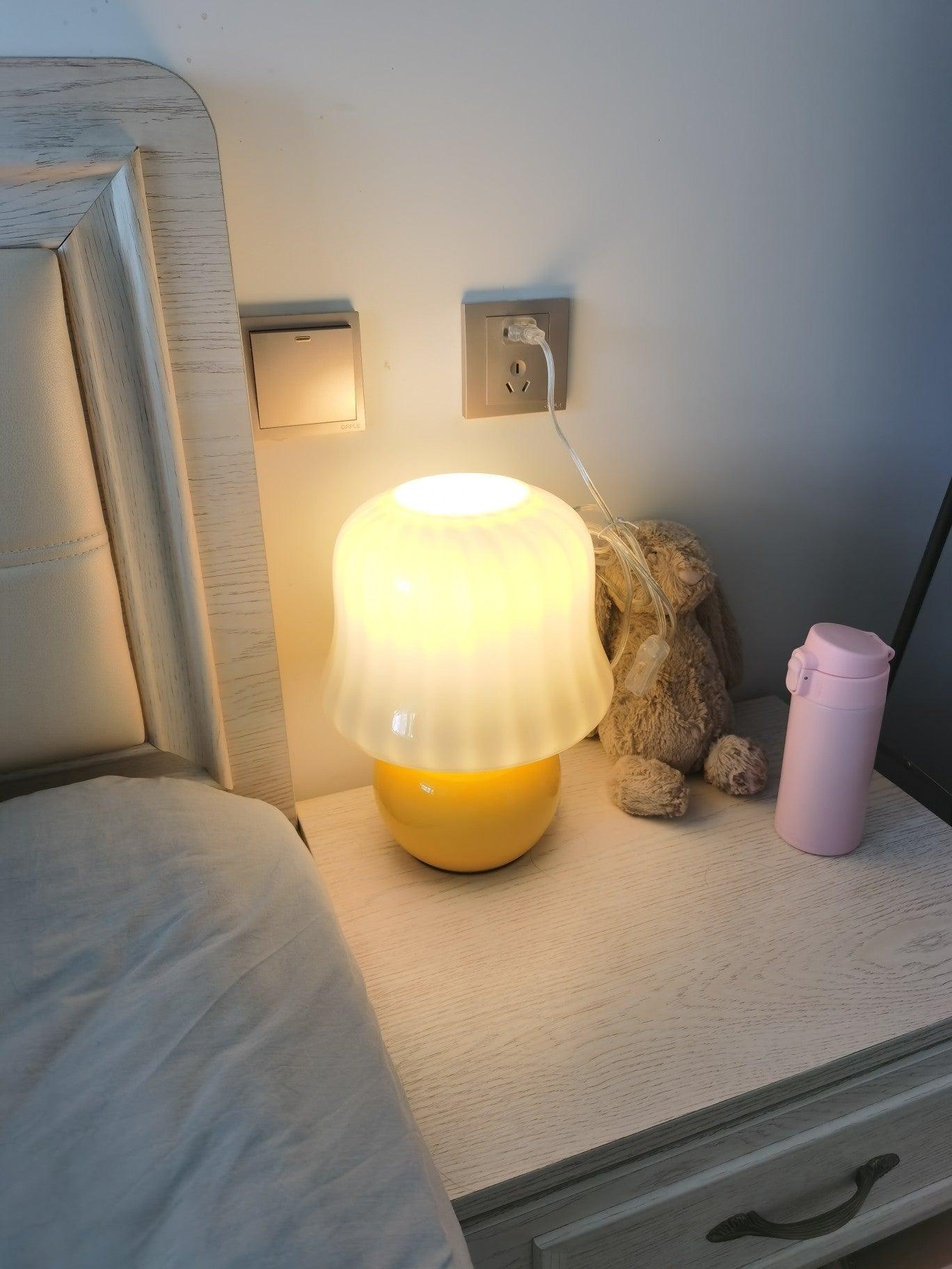 Creamy Mushroom Table Lamp