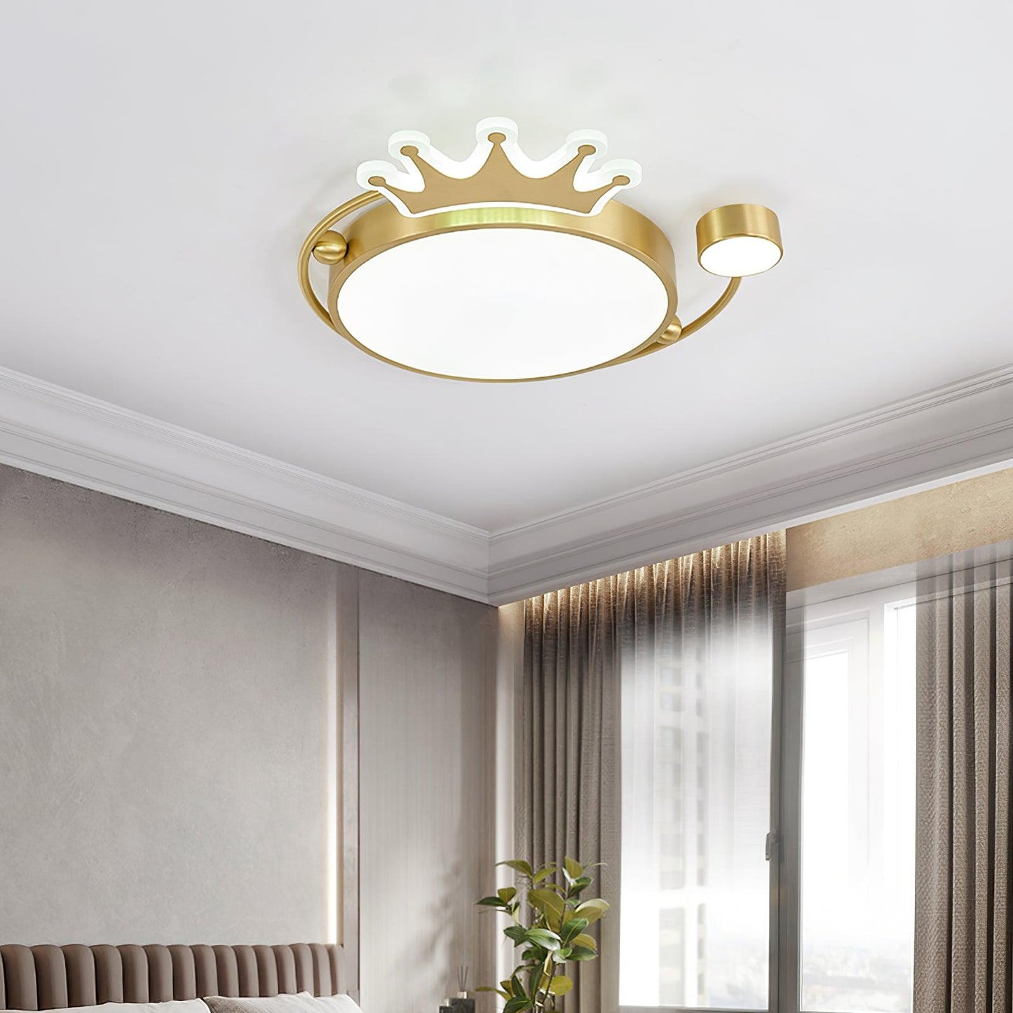 Crown Ceiling Light