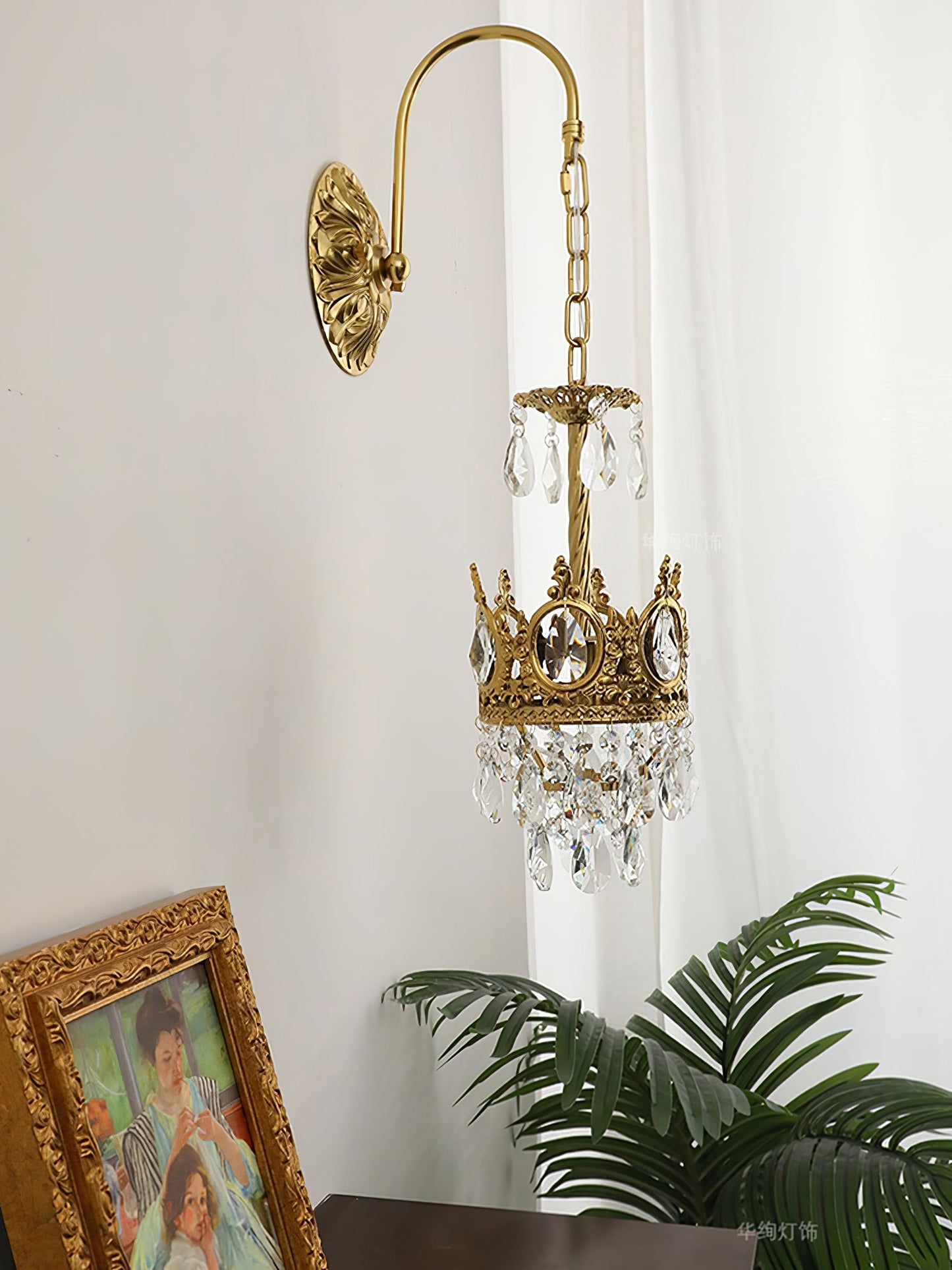 Crystal Crown Wall Light