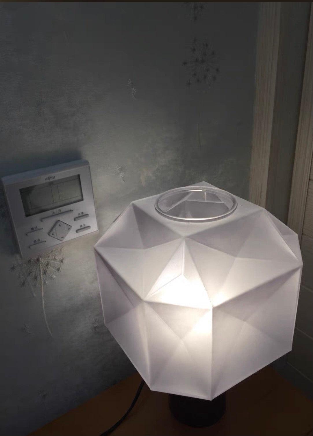 Cubo Table Lamp