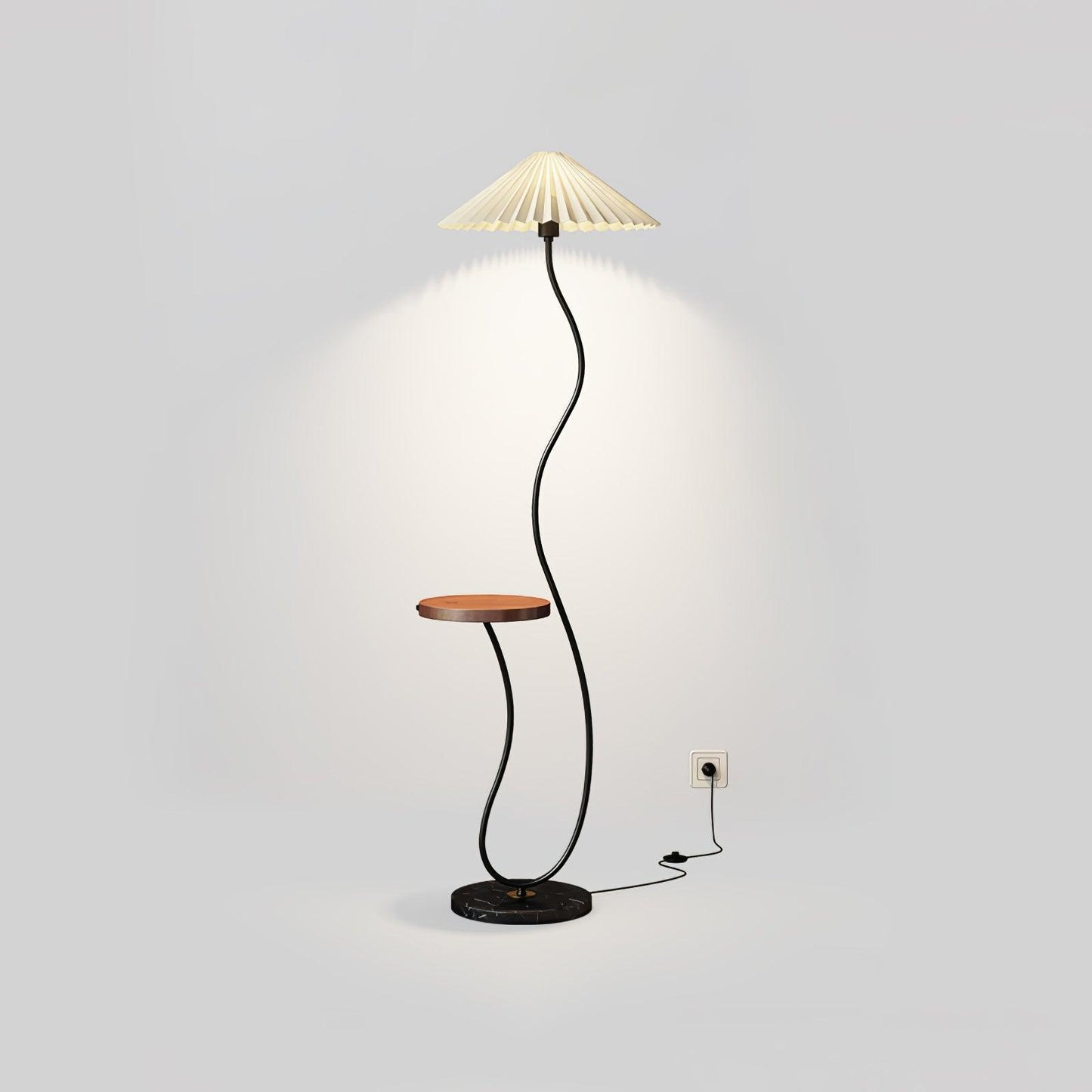 Curvatura Floor Lamp