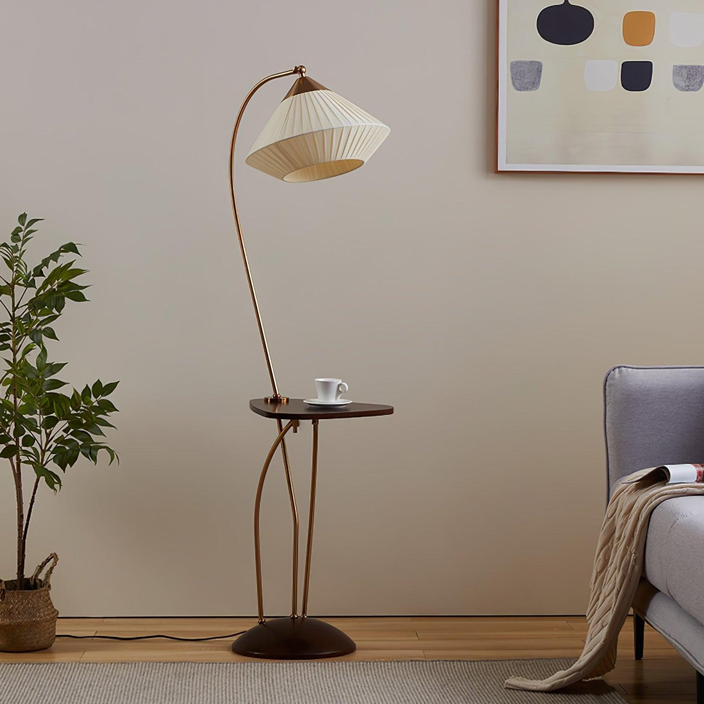 Curve With Table Floor Lamp