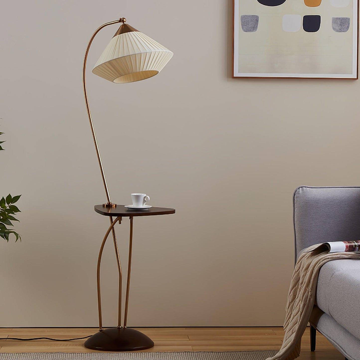 Curve With Table Floor Lamp