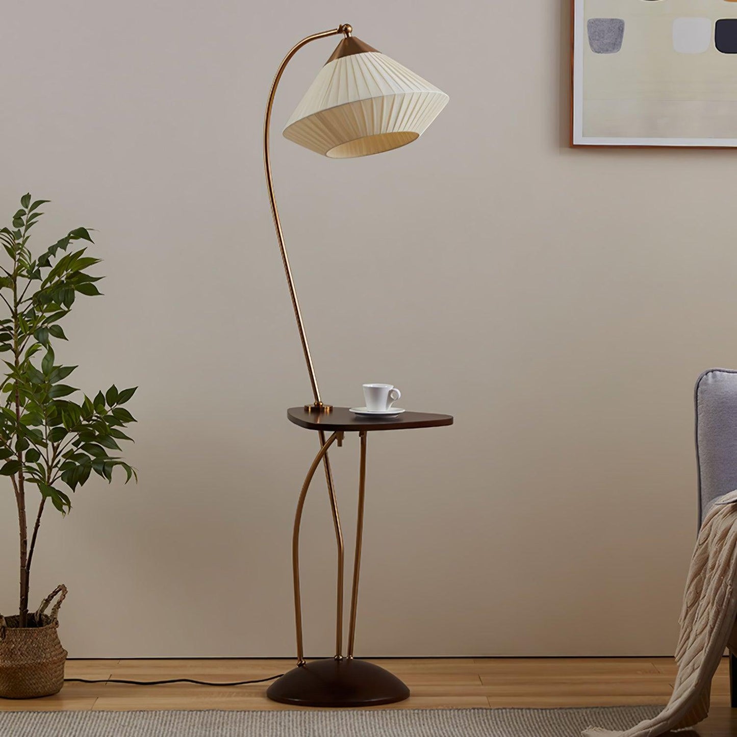 Curve With Table Floor Lamp