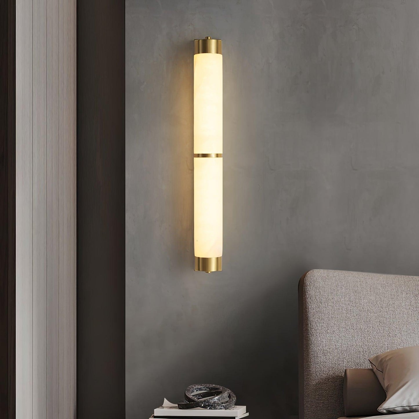 Cylindra Alabaster Brass Wall Light