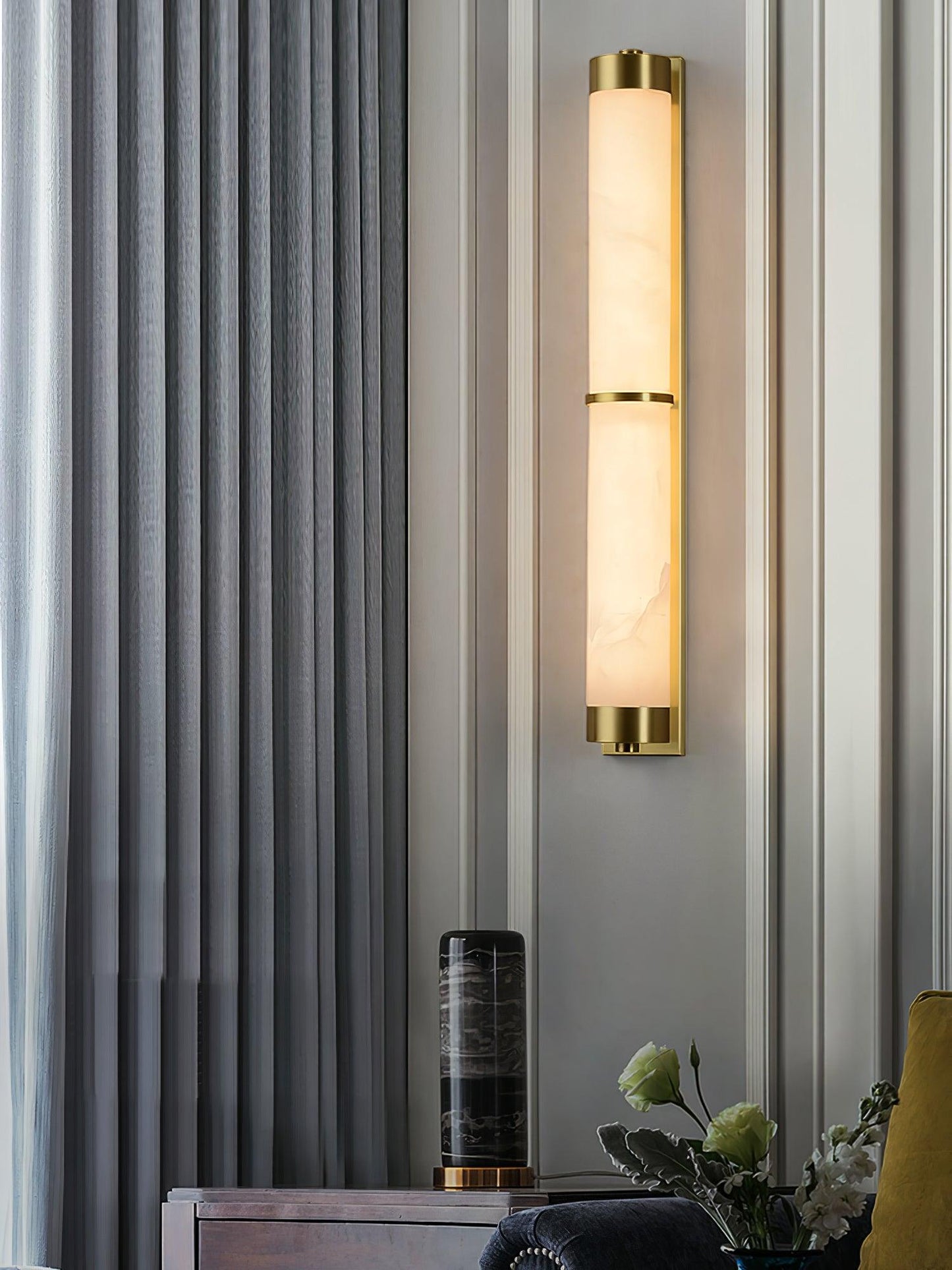 Cylindra Alabaster Brass Wall Light