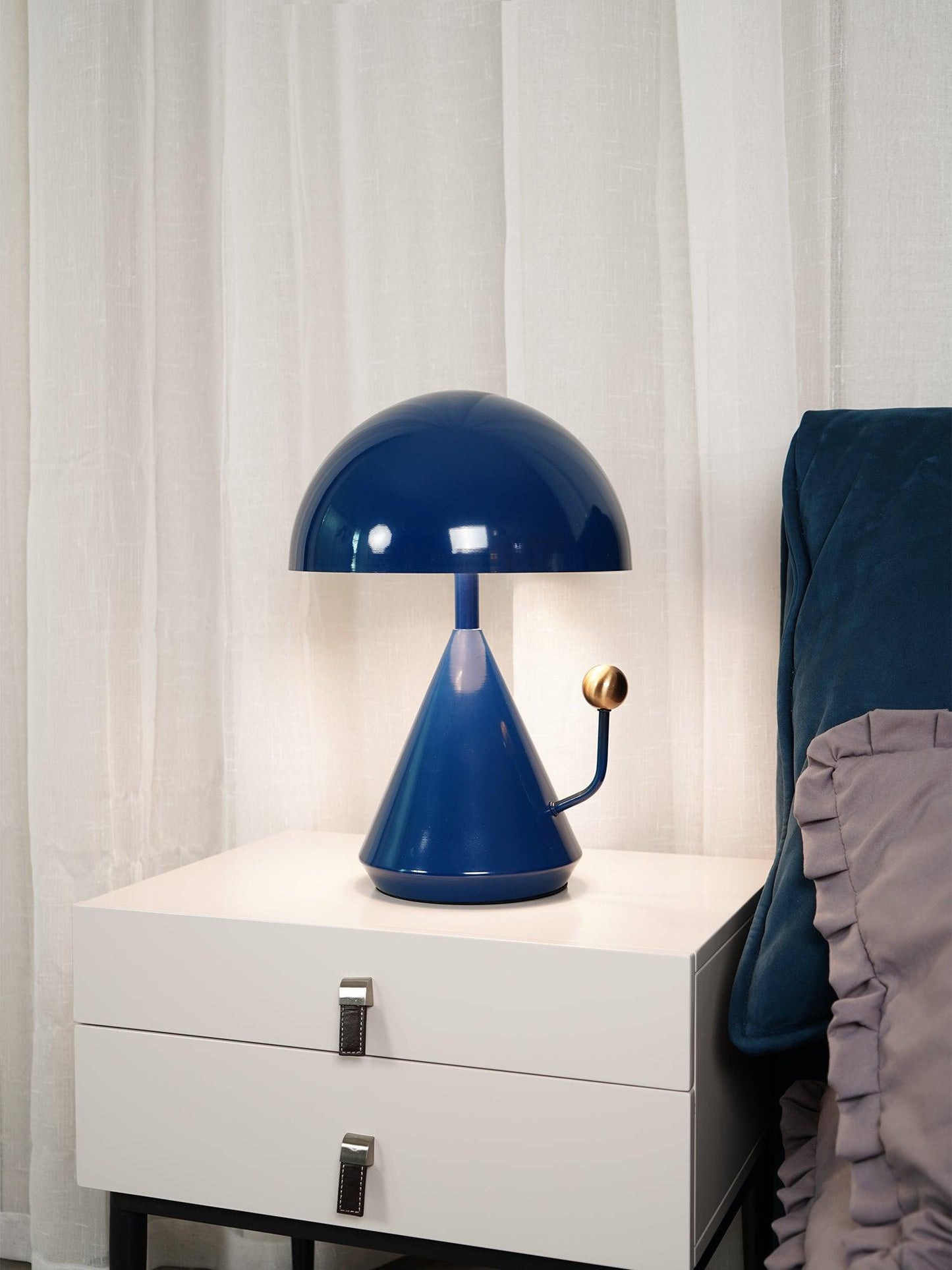 Dali Divina Desk Lamp