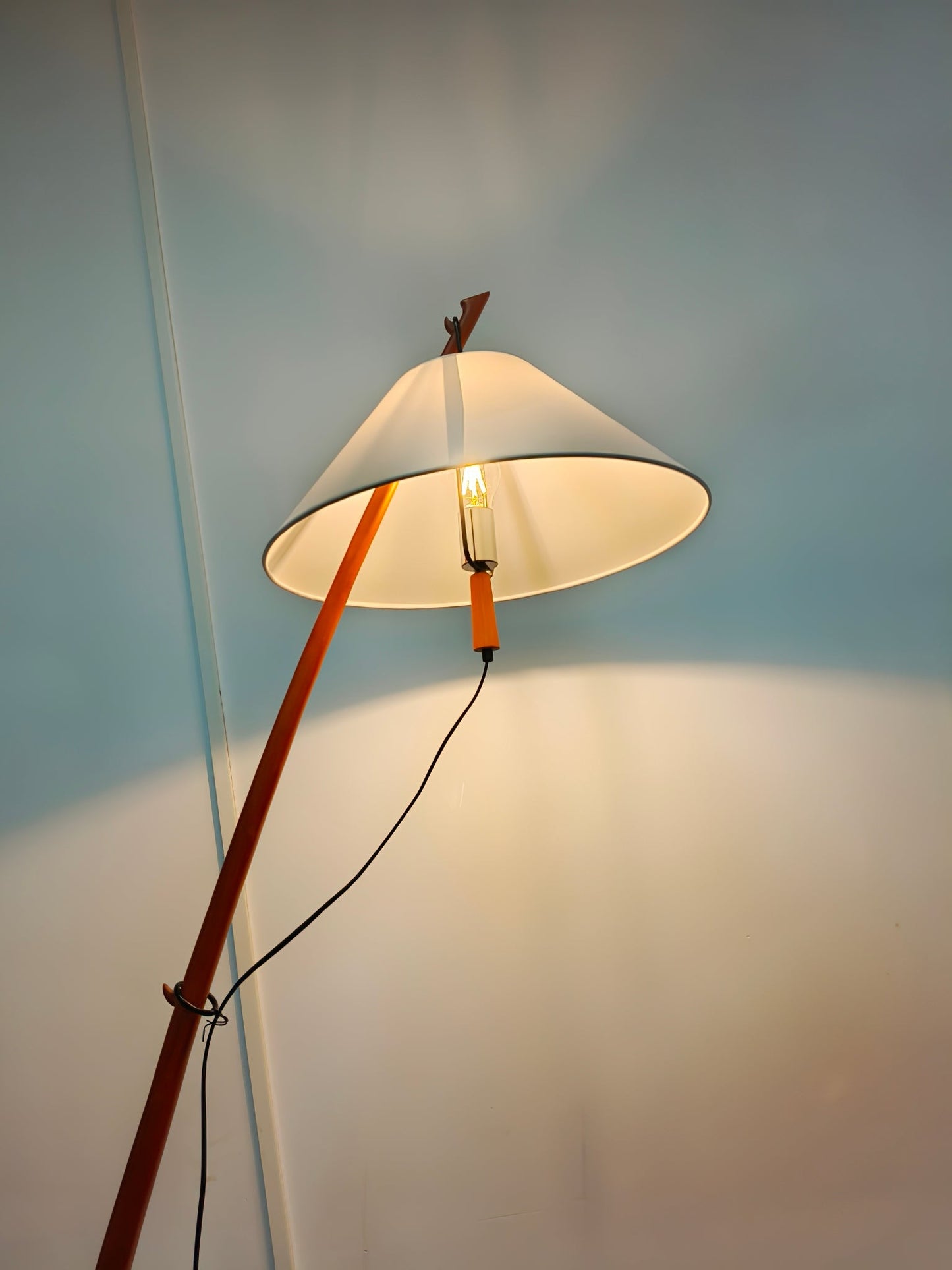 Dornstab Tall Lamp Floor Lamp