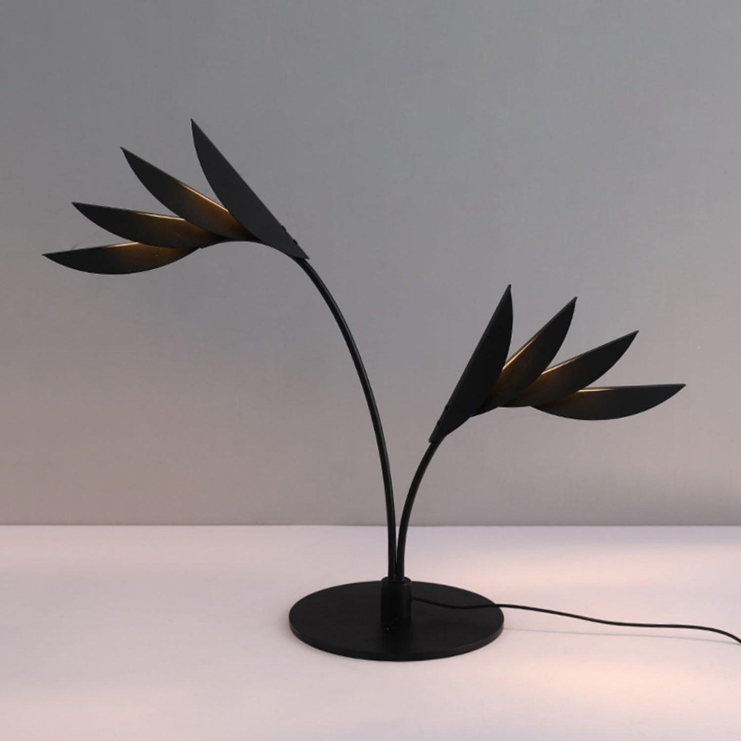 Double Leaf Side table lamp Table Lamp