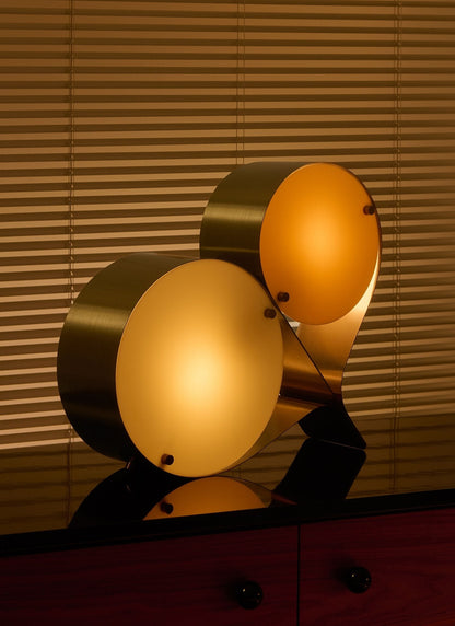 Duet Disc Table Lamp