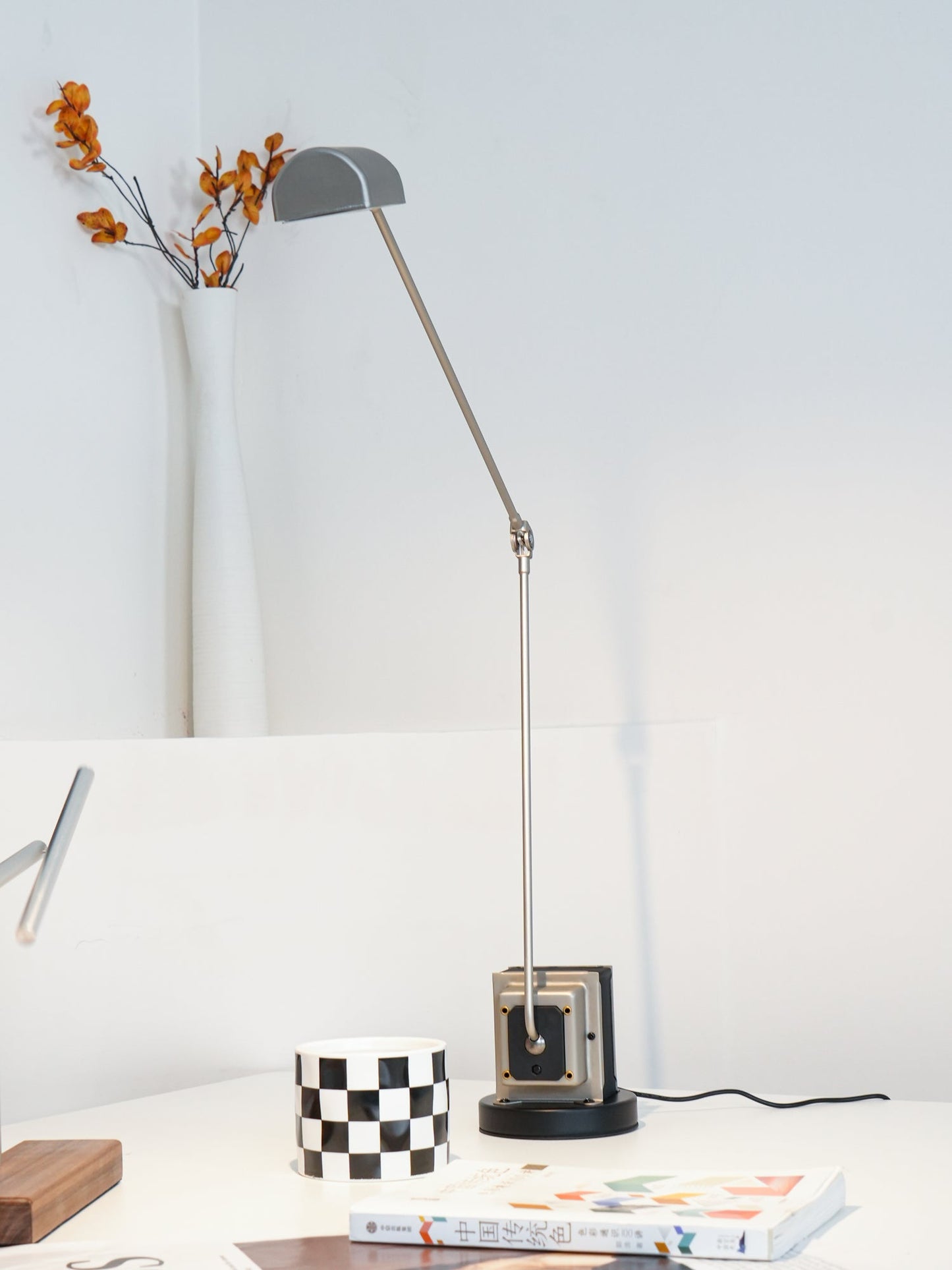 Dynamo Bedside lamp Table Lamp