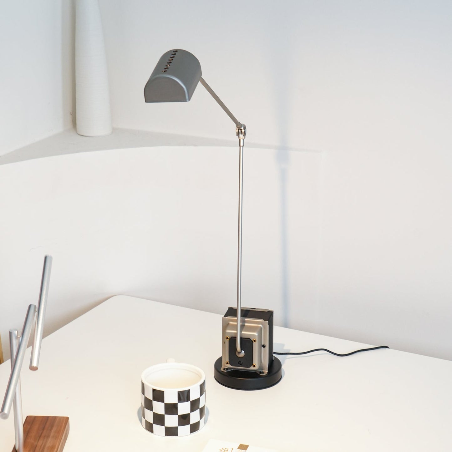 Dynamo Bedside lamp Table Lamp