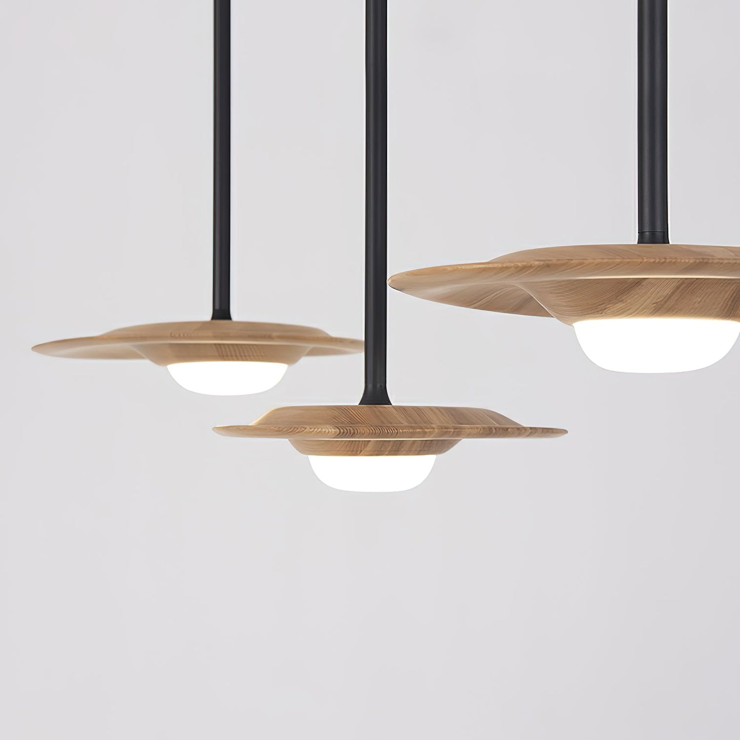 Horizon Eaves Pendant Lamp