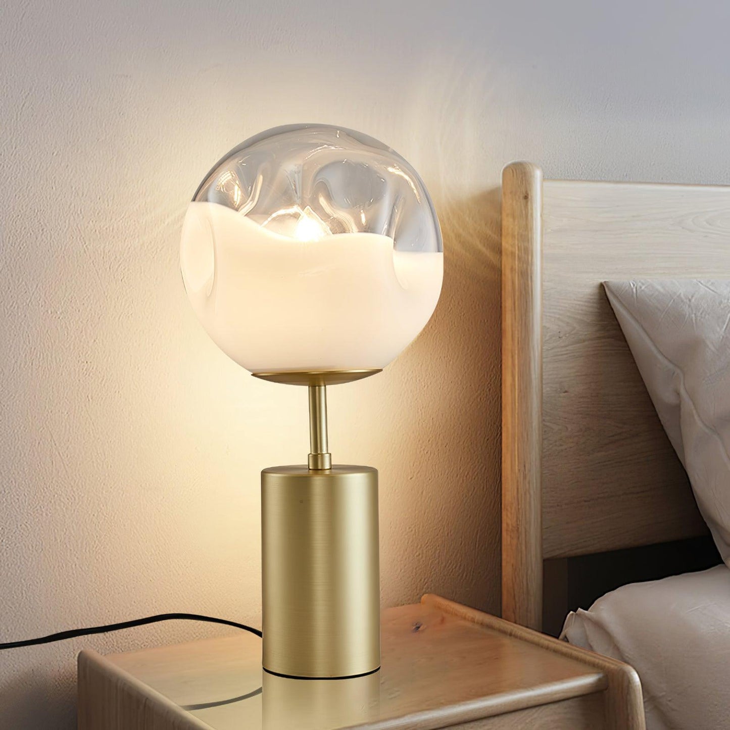 Ecar Table Lamp